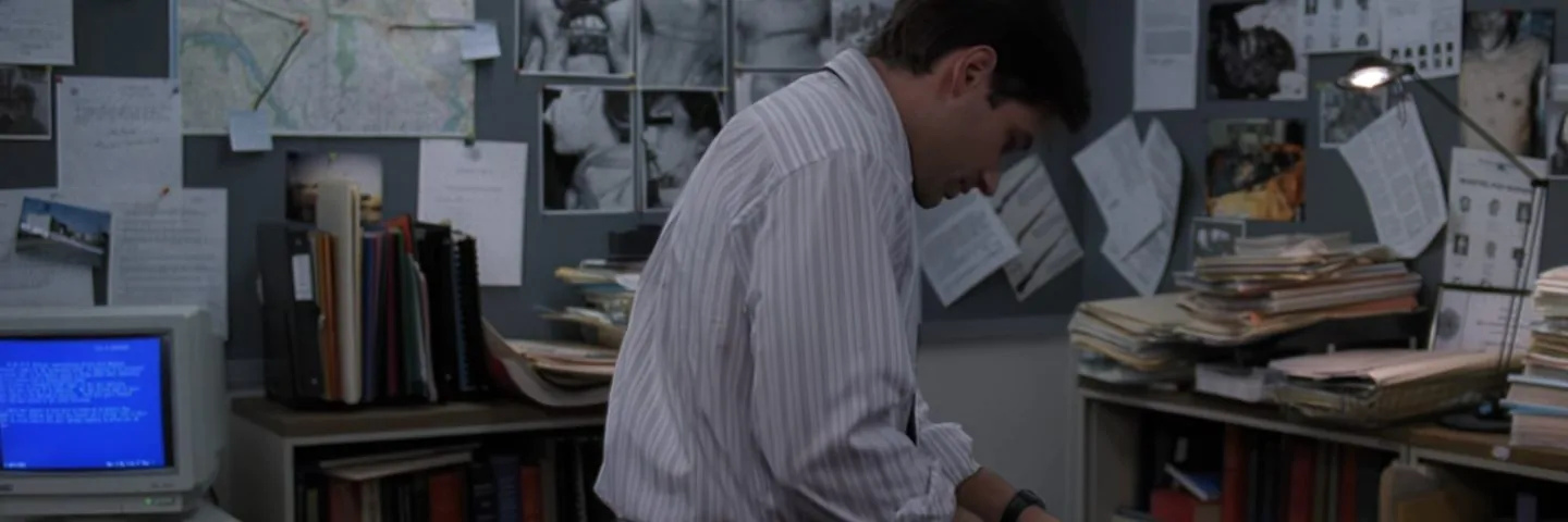 Кадр из 1 серии 1 сезона