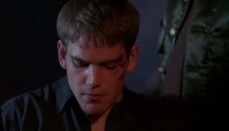 Момент из 18 серии 1 сезона