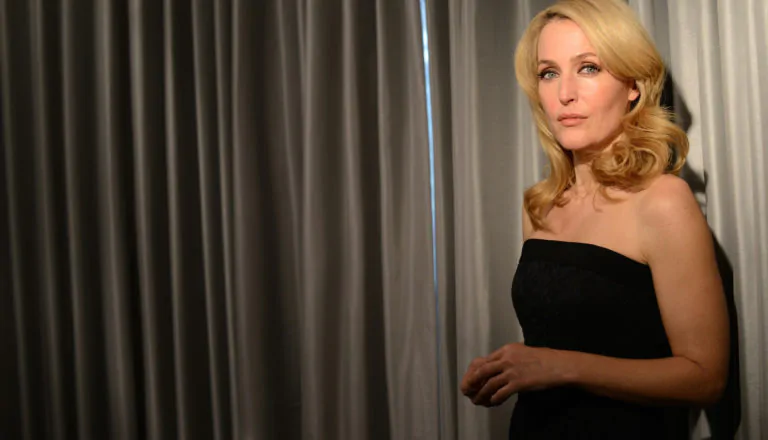 Новость «Джиллиан Андерсон обвинила персонажа в воровстве»