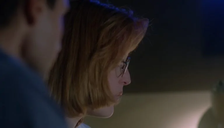 Момент из 12 серии 2 сезона