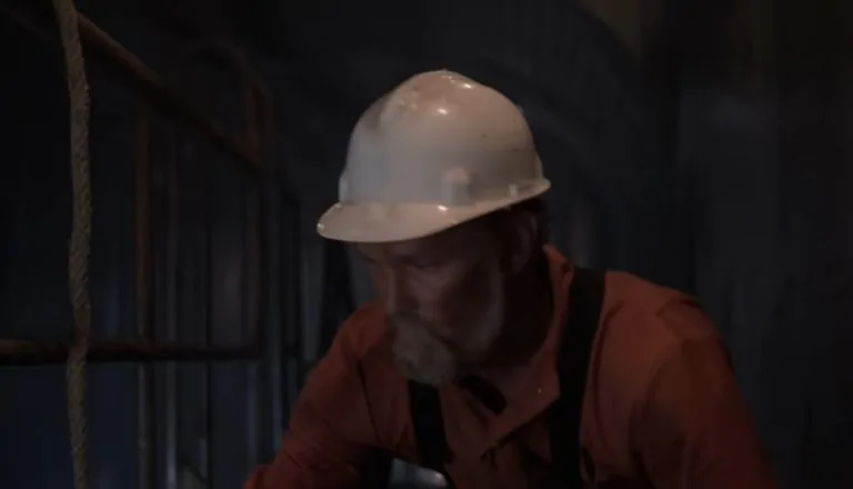 Момент из 2 серии 2 сезона