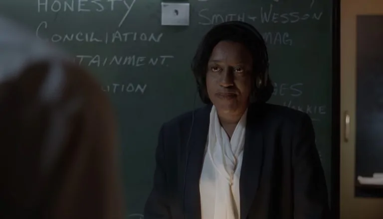 Момент из 5 серии 2 сезона