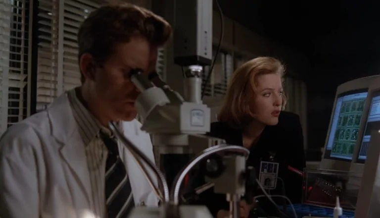 Момент из 10 серии 3 сезона