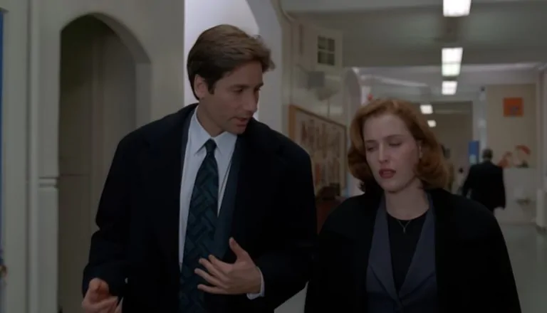 Момент из 11 серии 3 сезона