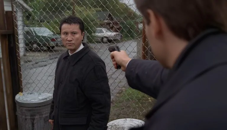 Момент из 9 серии 3 сезона