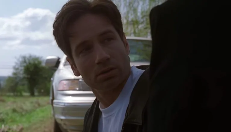 Момент из 23 серии 4 сезона