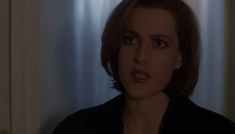 Момент из 9 серии 4 сезона