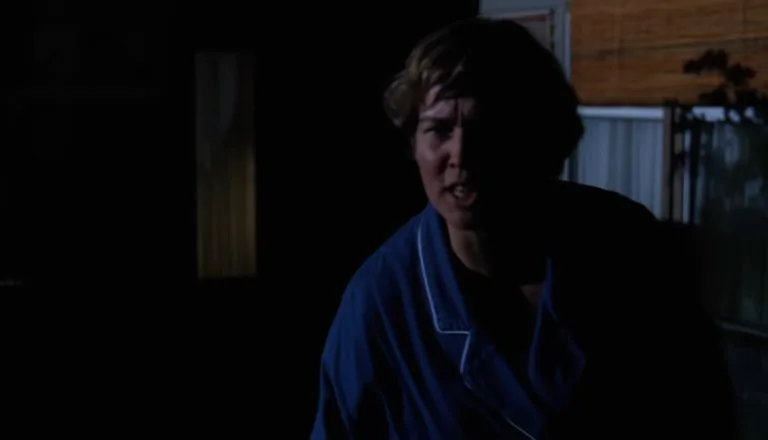 Момент из 4 серии 5 сезона