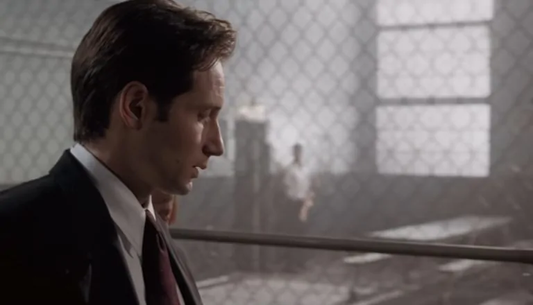 Момент из 8 серии 5 сезона