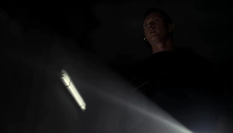 Момент из 12 серии 8 сезона