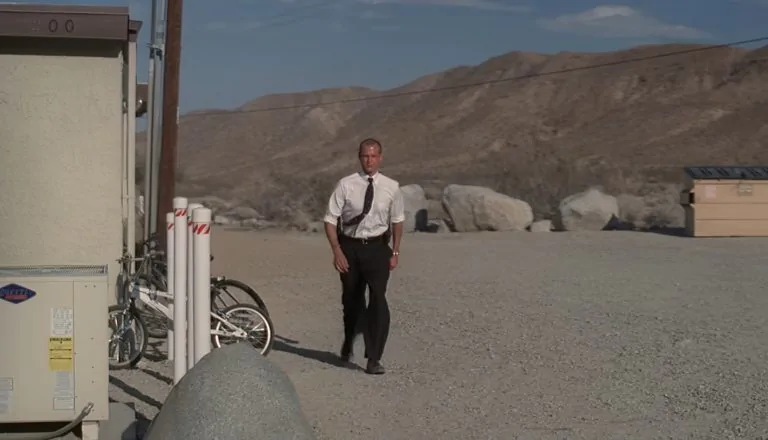 Момент из 2 серии 8 сезона