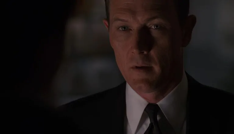 Момент из 21 серии 8 сезона