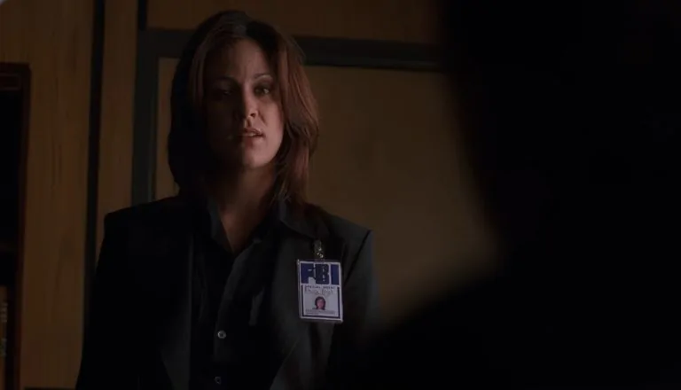 Момент из 1 серии 9 сезона